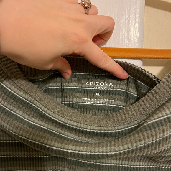 Green Stripes Ribbed Off-Shoulder Top - Picture 4 of 5